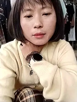 linda_bae00's sex show image