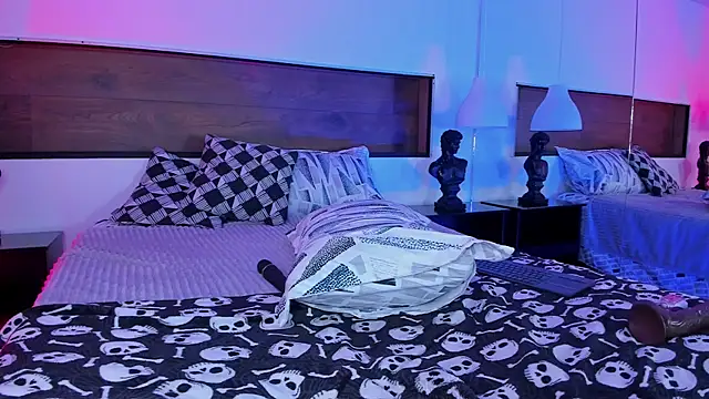 gasaiusagi_golden's sex show image