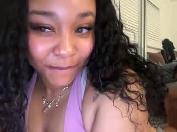 Изображение секс-шоу модели yourmommysilk