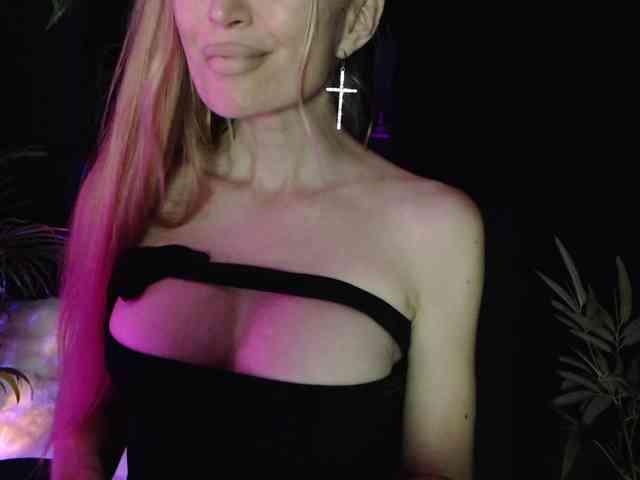 -AfricaYaa-'s sex show image