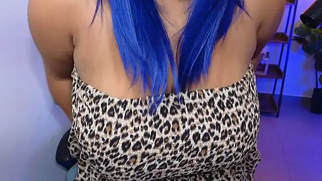 Kenya--Buhle's sex show image