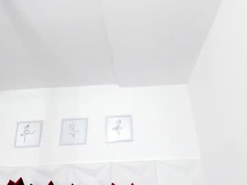 naomi_amoretti's sex show image naomi_amoretti's sex show image