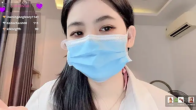 _Lynh_'s sex show image