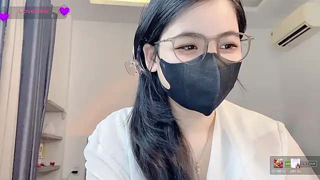 _Lynh_'s sex show image