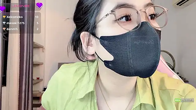 _Lynh_'s sex show image