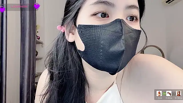 _Lynh_'s sex show image