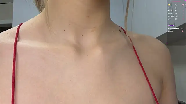 Изображение секс-шоу модели Carolini_i Изображение секс-шоу модели Carolini_i