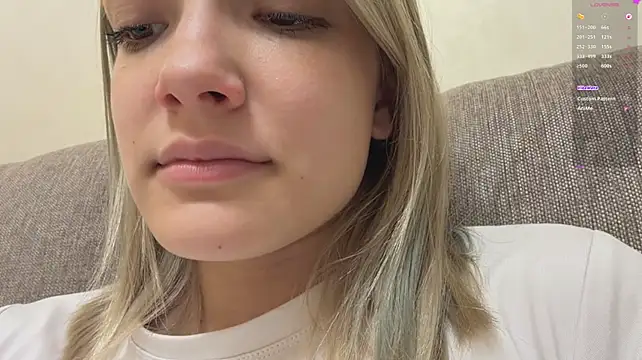 Carolini_i's sex show image
