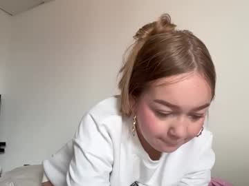 Sexshow-Bild von missameliah Sexshow-Bild von missameliah