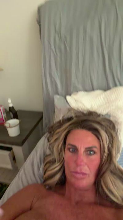 Mercedes550cls's sex show image