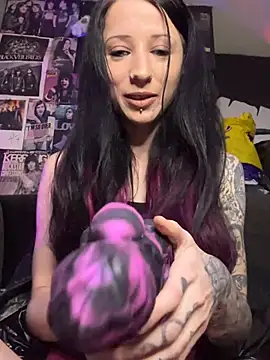 Изображение секс-шоу модели MissMidnightUK Изображение секс-шоу модели MissMidnightUK