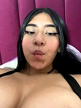 Изображение секс-шоу модели MaraBiker Изображение секс-шоу модели MaraBiker