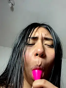 MaraBiker's sex show image