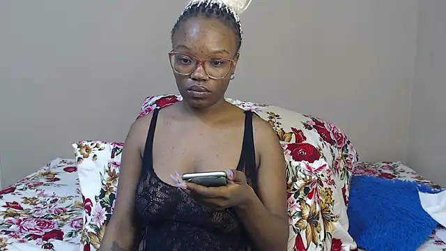 YummyMelanin117's sex show image