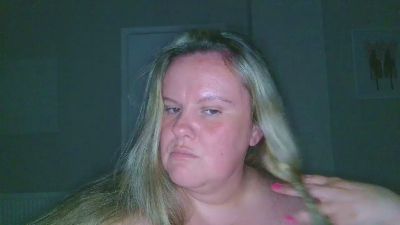 Sweetcheeks84's sex show image