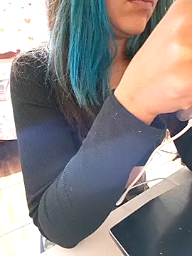 euahotmarii20's sex show image