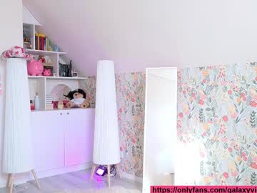 brilliantvictoria's sex show image