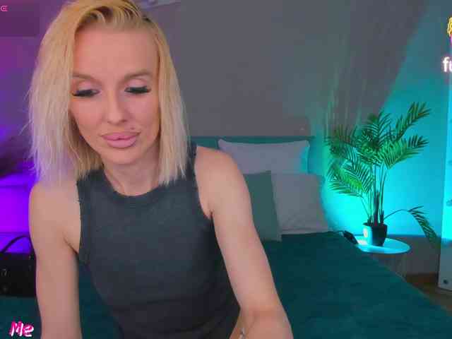 Sexshow-Bild von lana-sweetie Sexshow-Bild von lana-sweetie