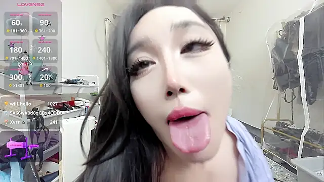 fox-yiyi's sex show image