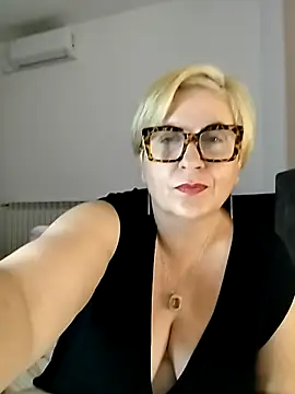 Изображение секс-шоу модели Pumabionda Изображение секс-шоу модели Pumabionda