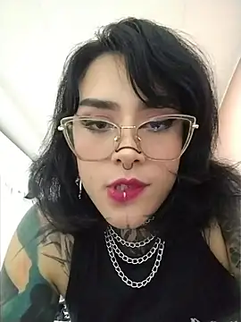 taaylor33's sex show image