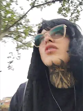taaylor33's sex show image
