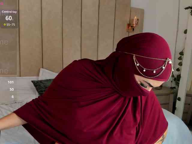 naylaa-'s sex show image