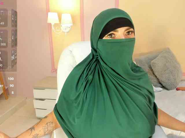 naylaa-'s sex show image