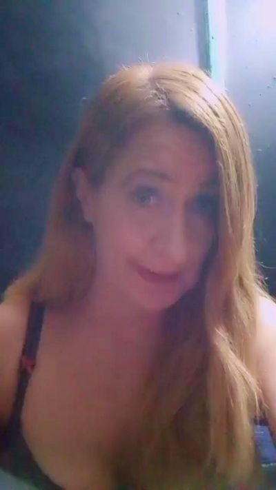 Traucka's sex show image Traucka's sex show image