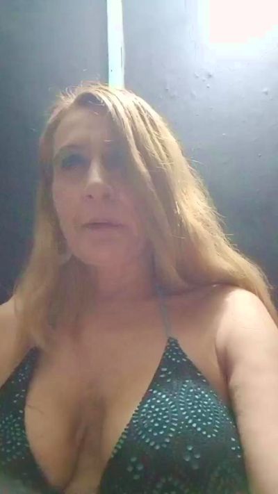 Traucka's sex show image Traucka's sex show image