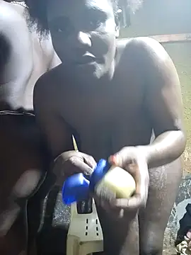 HOSTESS33's sex show image