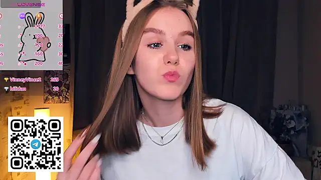 Изображение секс-шоу модели TienKnous