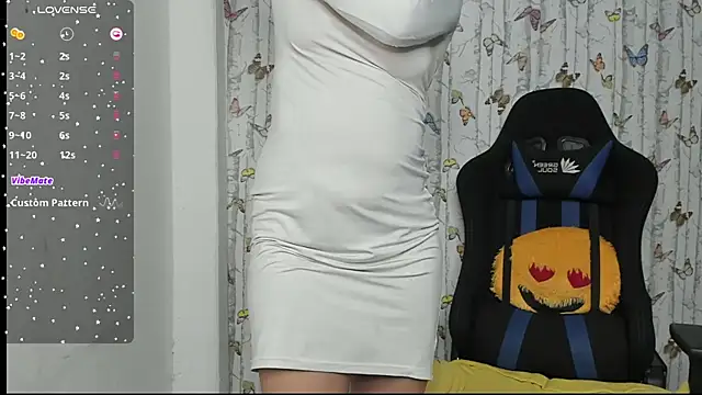 Smiley_Riya's sex show image