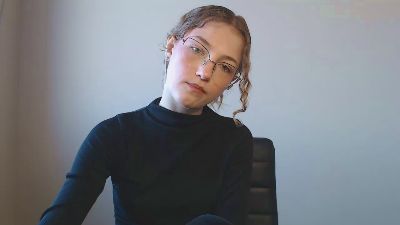 crazy_c_urly's sex show image