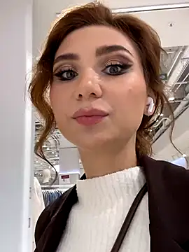 QuitieLia's sex show image