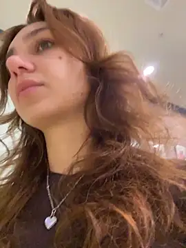 QuitieLia's sex show image