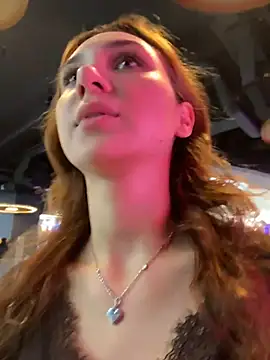 QuitieLia's sex show image