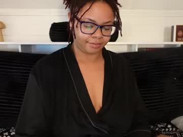 khayaparker's sex show image