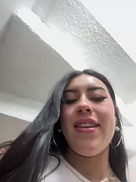 emily_24x's sex show image