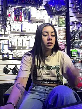 emily_24x's sex show image