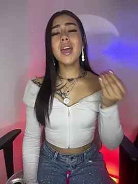 emily_24x's sex show image