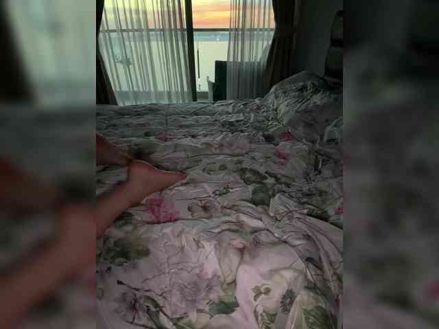 Изображение секс-шоу модели KatyKatS