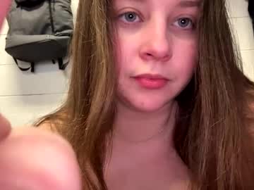 petitegirluvsdick's sex show image petitegirluvsdick's sex show image