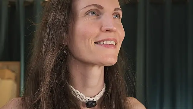 yulladao's sex show image