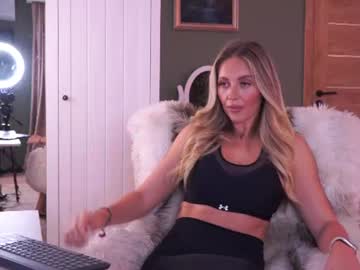 joannee's sex show image