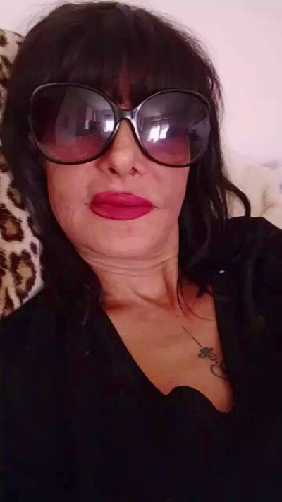 Farfallina73520's sex show image