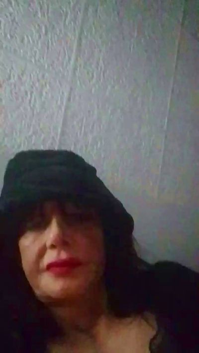 Farfallina73520's sex show image
