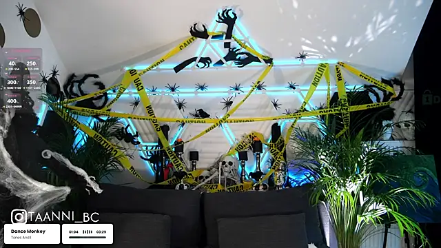 Изображение секс-шоу модели taanni_bc Изображение секс-шоу модели taanni_bc