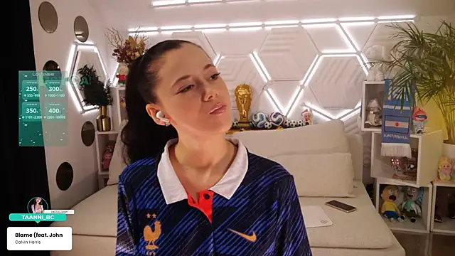 taanni_bc's sex show image