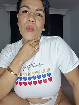 karla-bruni's sex show image